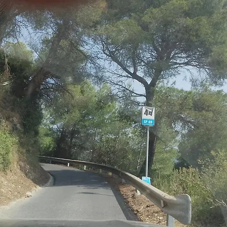 Monolocale In Campagna * Camporosso (Liguria)