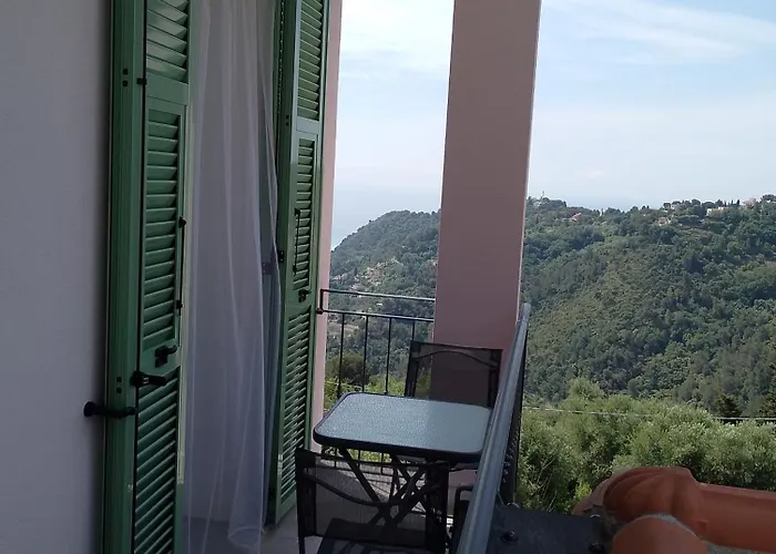 Monolocale In Campagna * Camporosso (Liguria)