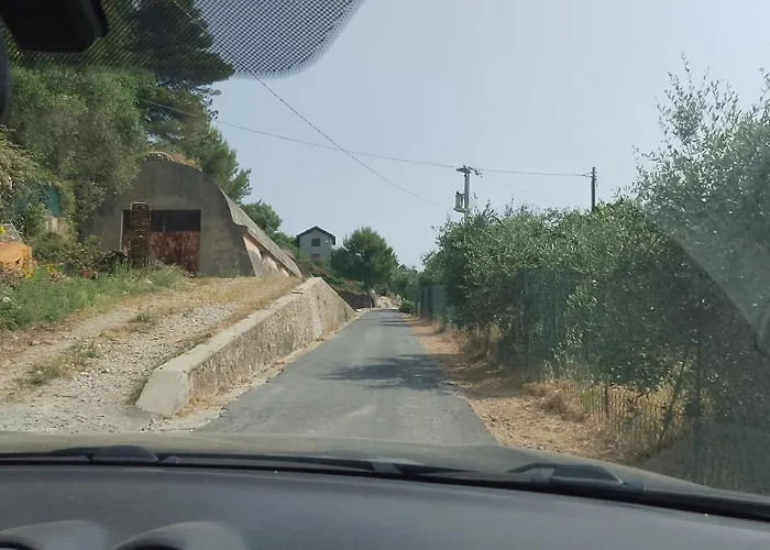 Monolocale In Campagna Camporosso (Liguria)